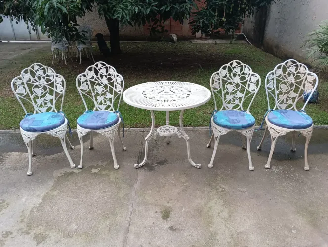 Mesa de jardim