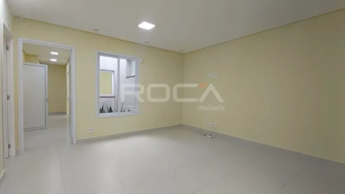 Casa Padrão à Venda no Jardim Irajá, Ribeirão Preto