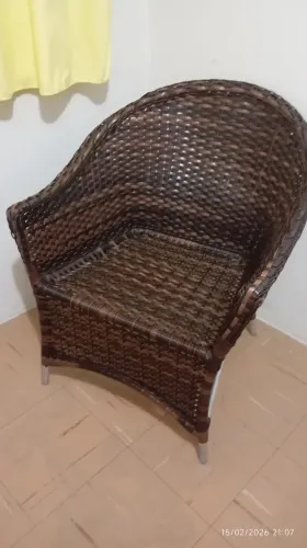 Conjunto de mesa e cadeiras