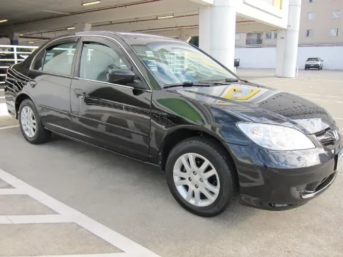 Honda Civic Sedan LX 1.7 16V 115cv Mec. 4P 2005