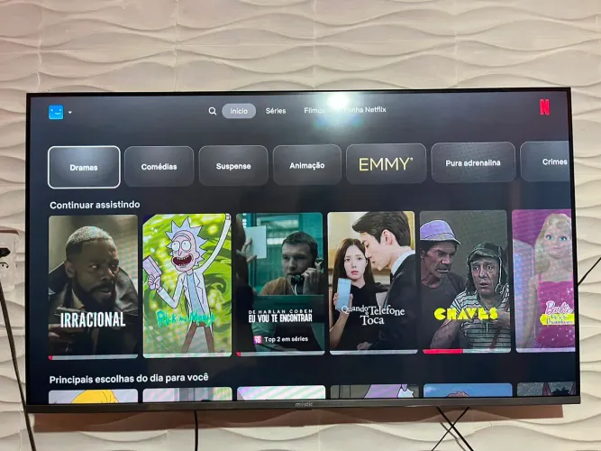 TV novinha smart mystic Google tv pra vender logo