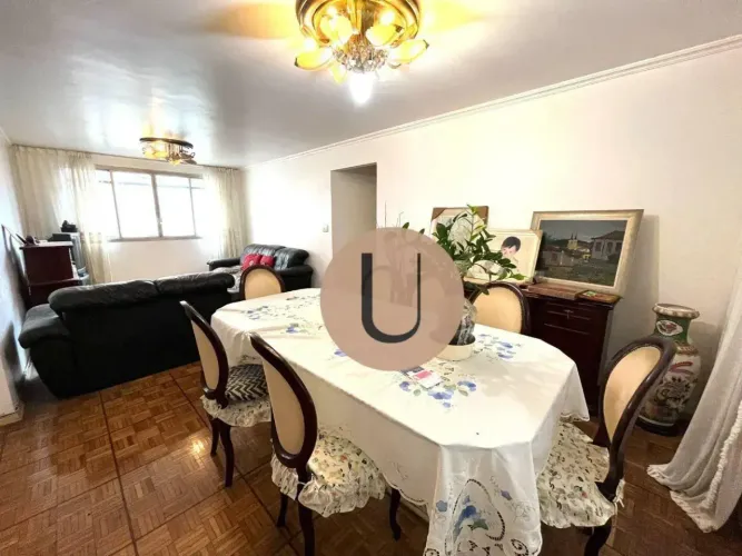 Apartamento na Rua Frei Caneca, 118 m2, 3 dormitórios, 1 vaga demarcada - R$ 1.050.000,00