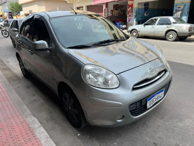 Nissan March SV 1.6 16V Flex Fuel 2012