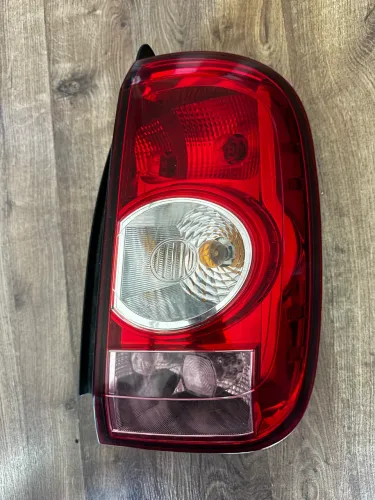 Lanterna Original Renault Duster 2015 lado carona