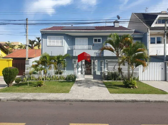 Sobrado com 310m² 5 quartos, à venda, no bairro Jardim das Américas em Curitiba