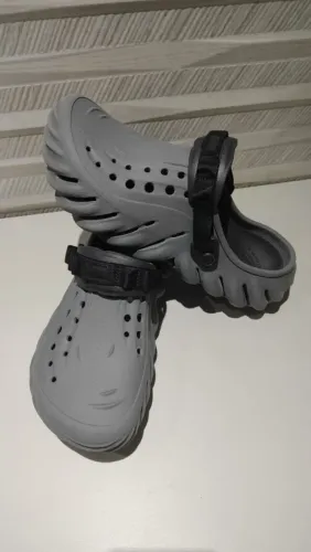Crocs 40