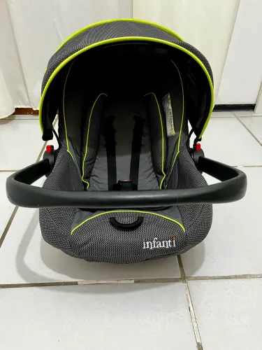 Bebê Conforto Infanti - Conservado e Completo