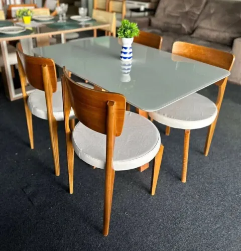 MESA DE JANTAR 120x80cm COM 4 CADEIRA 
