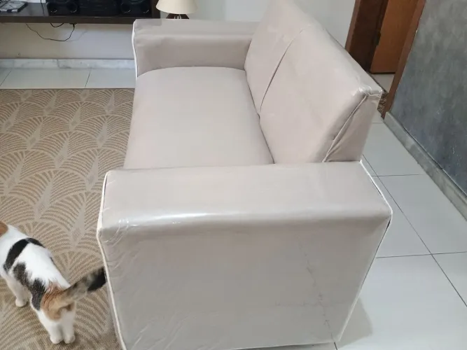 SOFA 2 E 3 LUGARES NOVO