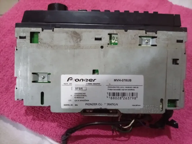 Vendo Pioneer modelo MVH078UB