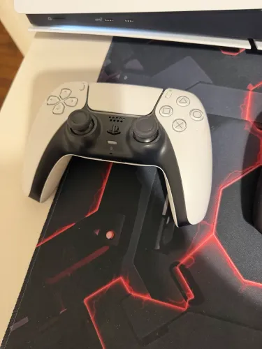 Vendo PlayStation 5 slim