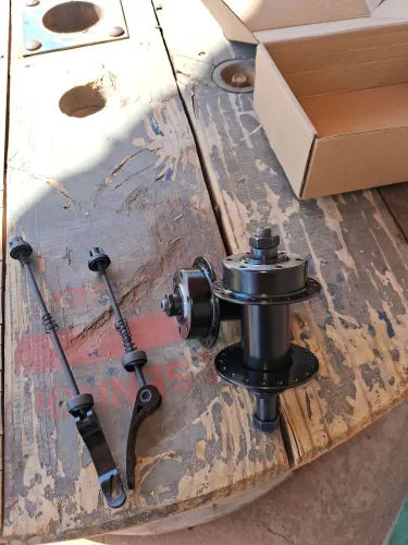 Vendo par de cubos novos, nunca usado!