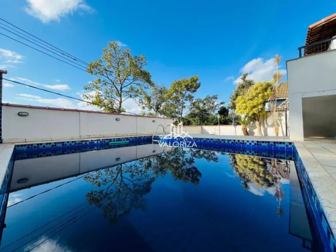 Casa à Venda no Condomínio Alto dos Pinheiros