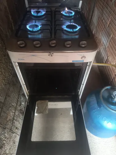 Fogão Esmaltec 4 bocas automático funcionando perfeitamente. Não aceito oferta