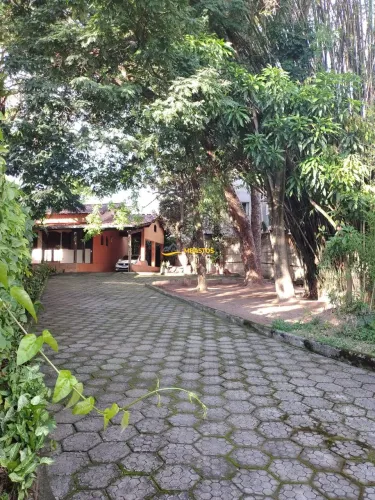 Casa Colonial à Venda com 4 Quartos e 870m² no Bairro Braúnas em BH REF: 22645