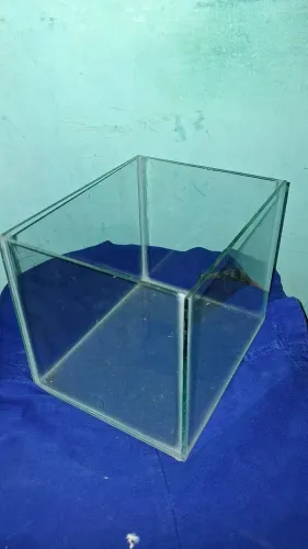 Aquário 25x20x20 NOVO E PRONTO PARA USO!