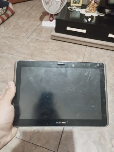 Tablet Samsung gtp p5100 no estado 