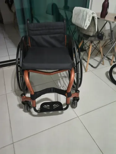 Cadeira de roda monobloco