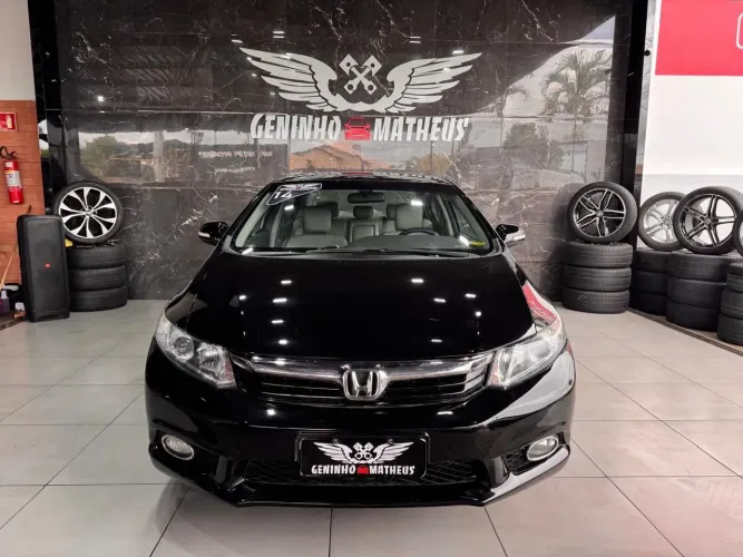 Honda Civic Sedan LXR 2.0 Flexone 16V Aut. 4P 2014