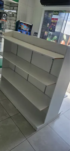 Gôndolas em MDF ?LEIA O ANÚNCIO?