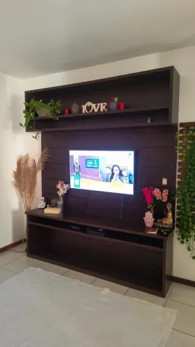 Rack com Painel para TV em MDF - Otimo Estado