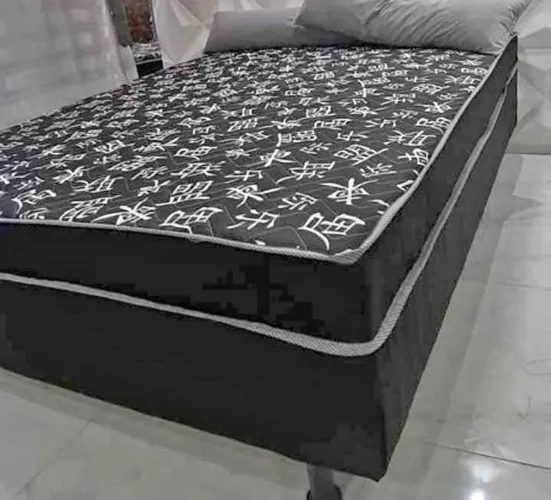 Cama box Casal + colchão.