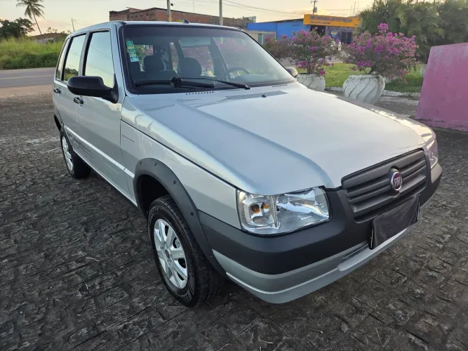 Fiat Uno Mille Celeb. WAY Econ. 1.0 F.flex 4P 2009