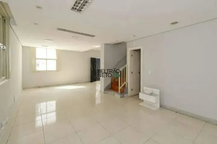 Casa para venda com 294m² no bairro Barroca