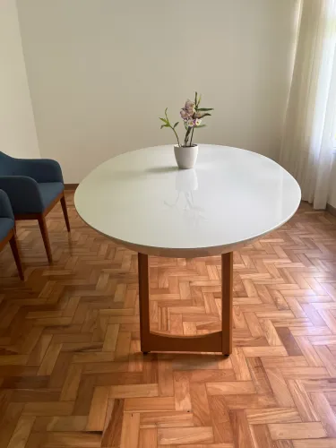 Belíssima mesa de jantar