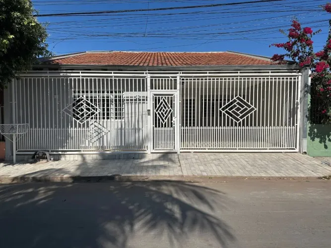 LINDA CASA NO CPA 4 (IV) - (5ª ETAPA) PROX. À ESCOLA DIONE AUGUSTA