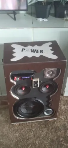 Vende-se caixa de som
