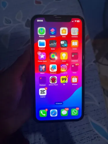 iPhone 11 ate 900 vai