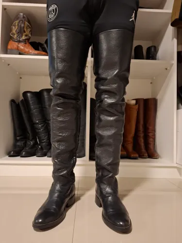 Bota de couro legítimo cano super longo 