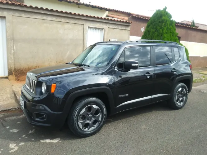 Jeep Renegade Sport 1.8 4X2 Flex 16V Mec. 2017