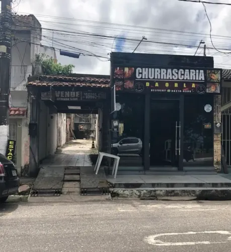 Imóvel com ponto comercial na orla de icoaraci
