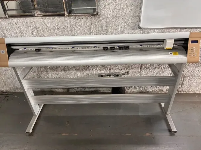 Plotter de Recorte Comunicação Visual