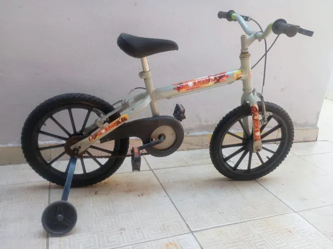 Bicicleta infantil Homen de Ferro aro 16