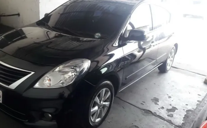 Nissan Versa SL 1.6 16V Flex Fuel 4P Mec. 2014