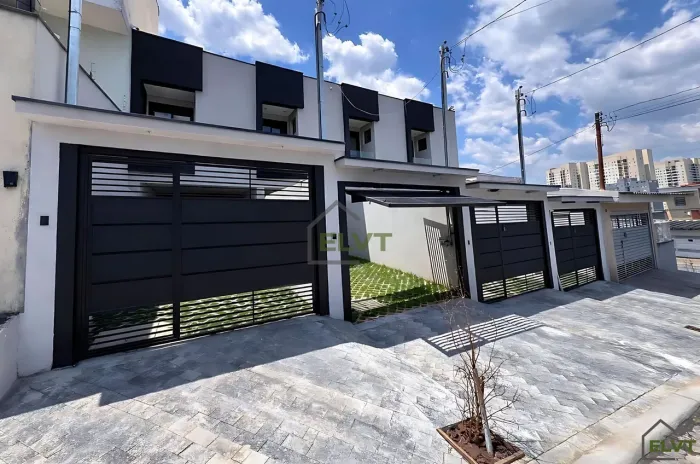 Sobrado no Bela Vista Osasco | 3 Suítes, Quintal e 2 Vagas de Garagem.