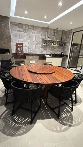 Mesa com 8 cadeiras em corda náutica, DISPONÍVEL EM CORES