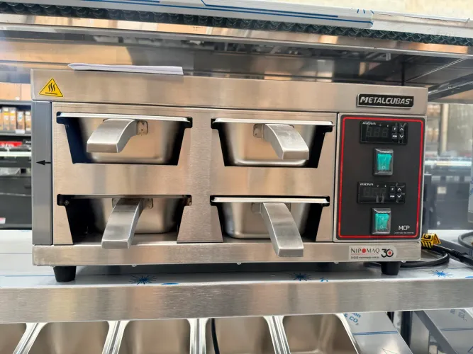 MCP-4E 220V 1000W CONSERVADOR DE PROTEINAS ENCOSTO - METALCUBAS
