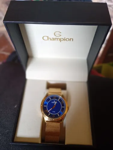 Vendo o relógio da marca Champion novo para vender rápido valor $100 