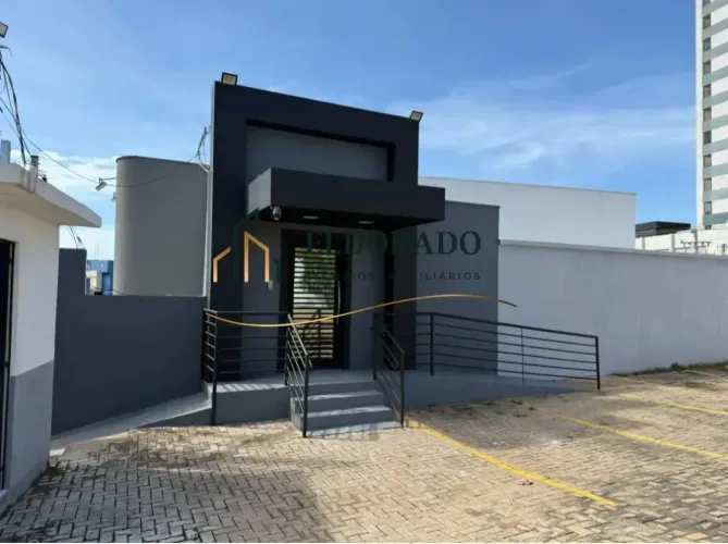 Imóvel comercial ao lado do Hospital Jardim Cuiabá - 06 salas - Escritório ou Consultório