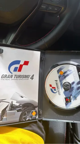 Gran turismo 4 original europeu