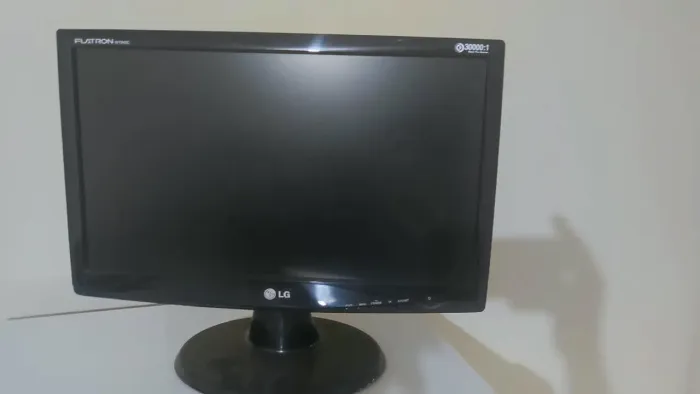 Monitor LG Flatron 17 polegadas