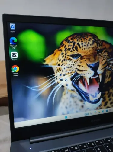 Notebook Samsung Book 550XDA - SSD 224 GB - Windows 11