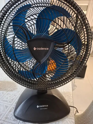 Ventilador de Mesa Cadence Eros Turbo Grande 50cm - 110V (semi novo)