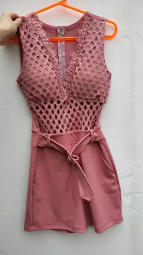 Macacão crepe Rosa envelhecido com Bojo