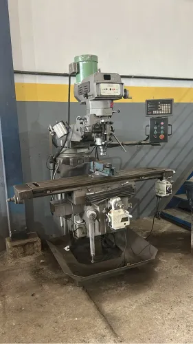 Fresadora Ferramenteira veker 430