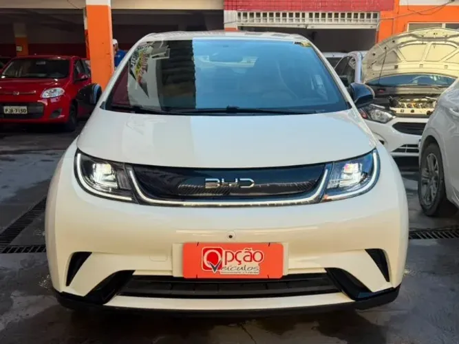 BYD Dolphin EV (Elétrico) 2026